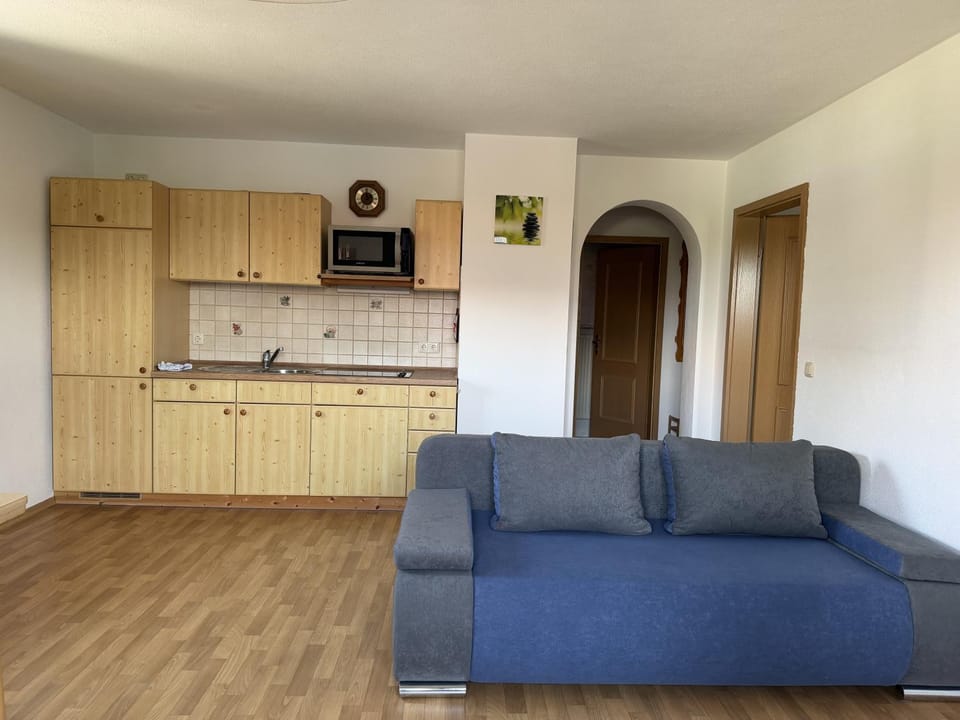 Kitchen or kitchenette, Living room, Seating area