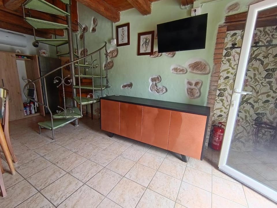 Casa Roberta in the Heart of the Euganean Hills House in Veneto
