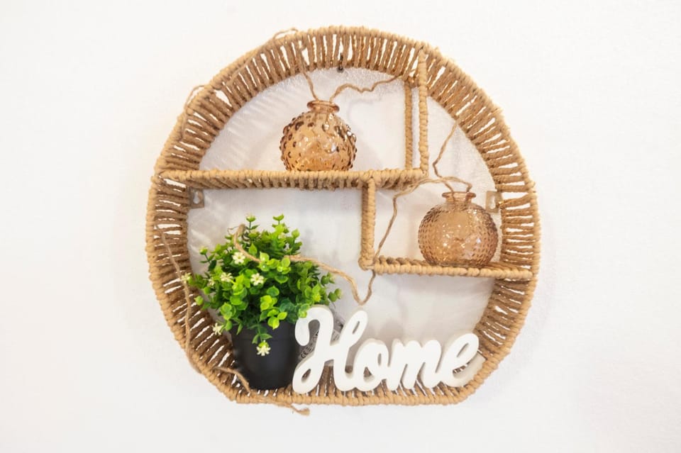 Decorative detail, Text overlay