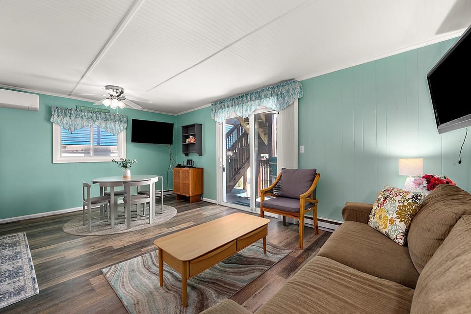 Cozy Ocean Block Condo House in Ocean City