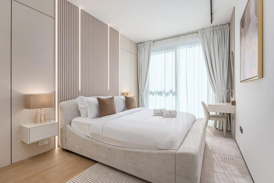 FIRST CLASS 1BR Modern Haven Tranquil City Apartment in Dubai