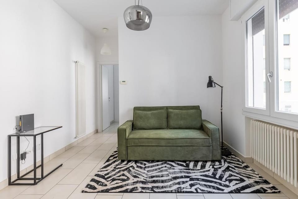 Quiet Modern Flat near City Center - Pasubio 84 Apartment in Bologna