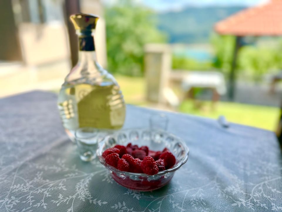 Food and drinks