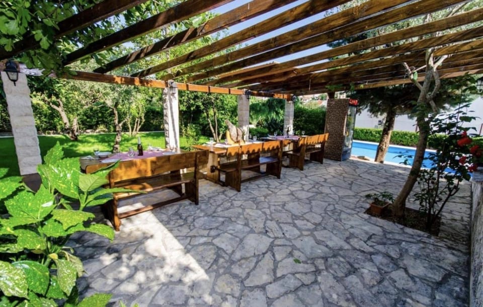 Patio, Garden view