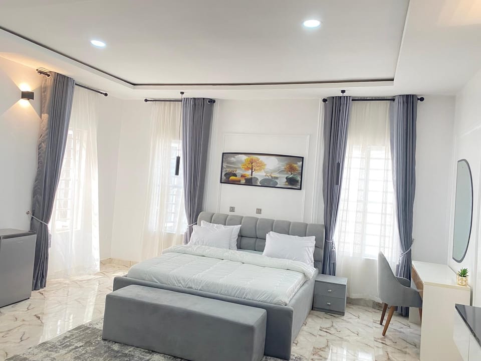 TV and multimedia, Photo of the whole room