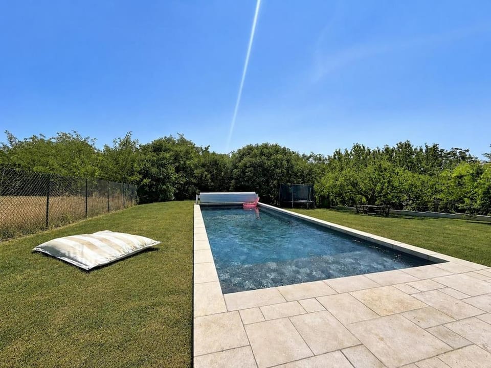 Villa with pool, quiet and not overlooked Villa in Auvergne-Rhône-Alpes