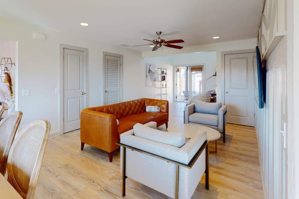 4BR Home with firepit and walk to the beach House in Mexico Beach