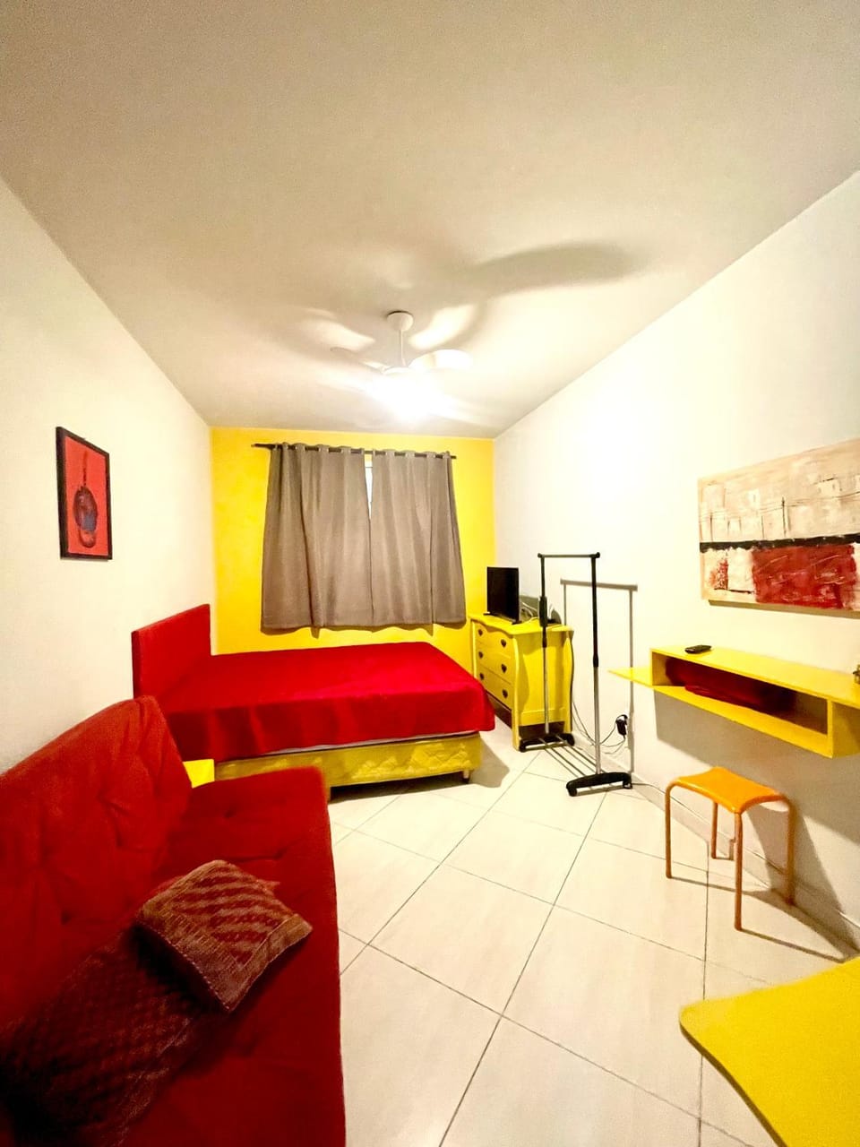 Bed, Living room, Seating area