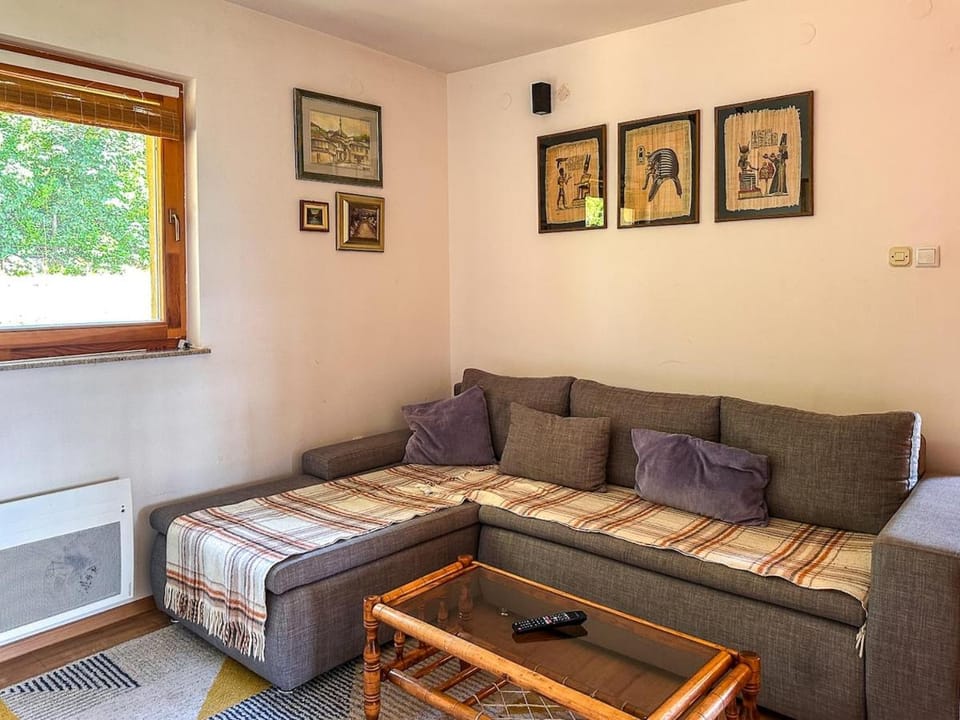 Papa's Hideout Sarajevo House in Federation of Bosnia and Herzegovina