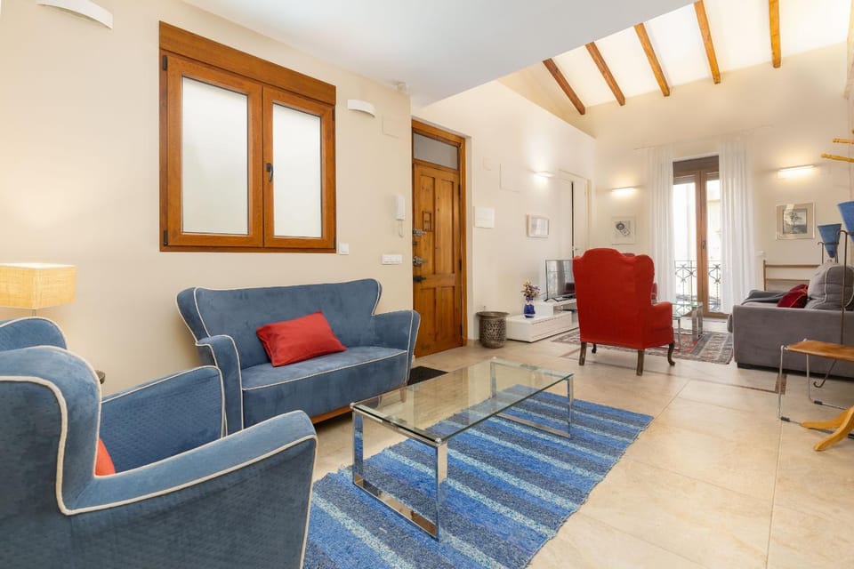 Communal lounge/ TV room, Living room