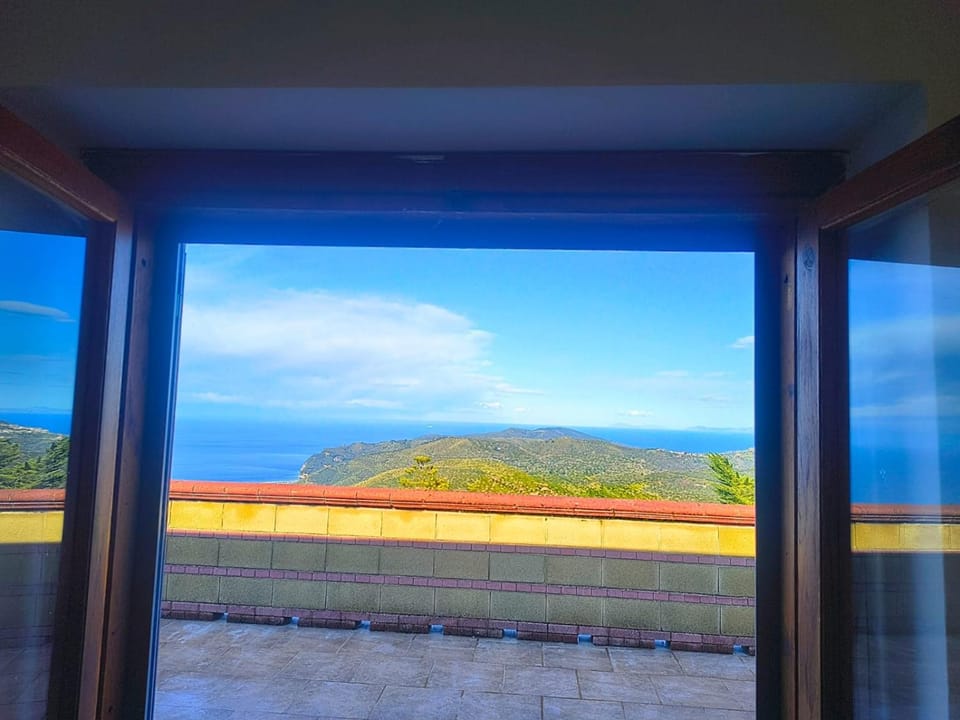 Il Ligustro Terrace Apartment in Campania