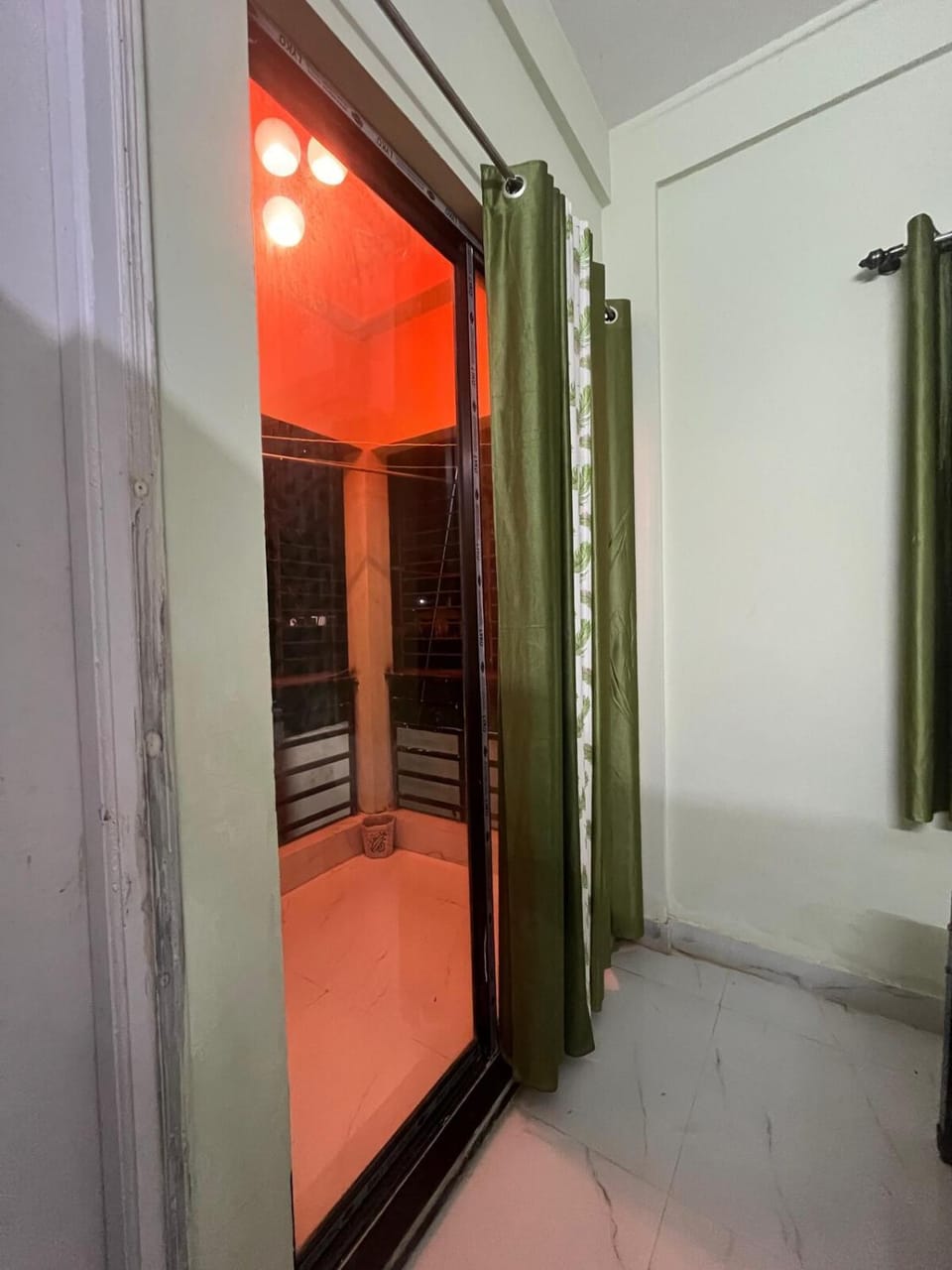 Cozy corner near Mukundopur Apartment in Kolkata