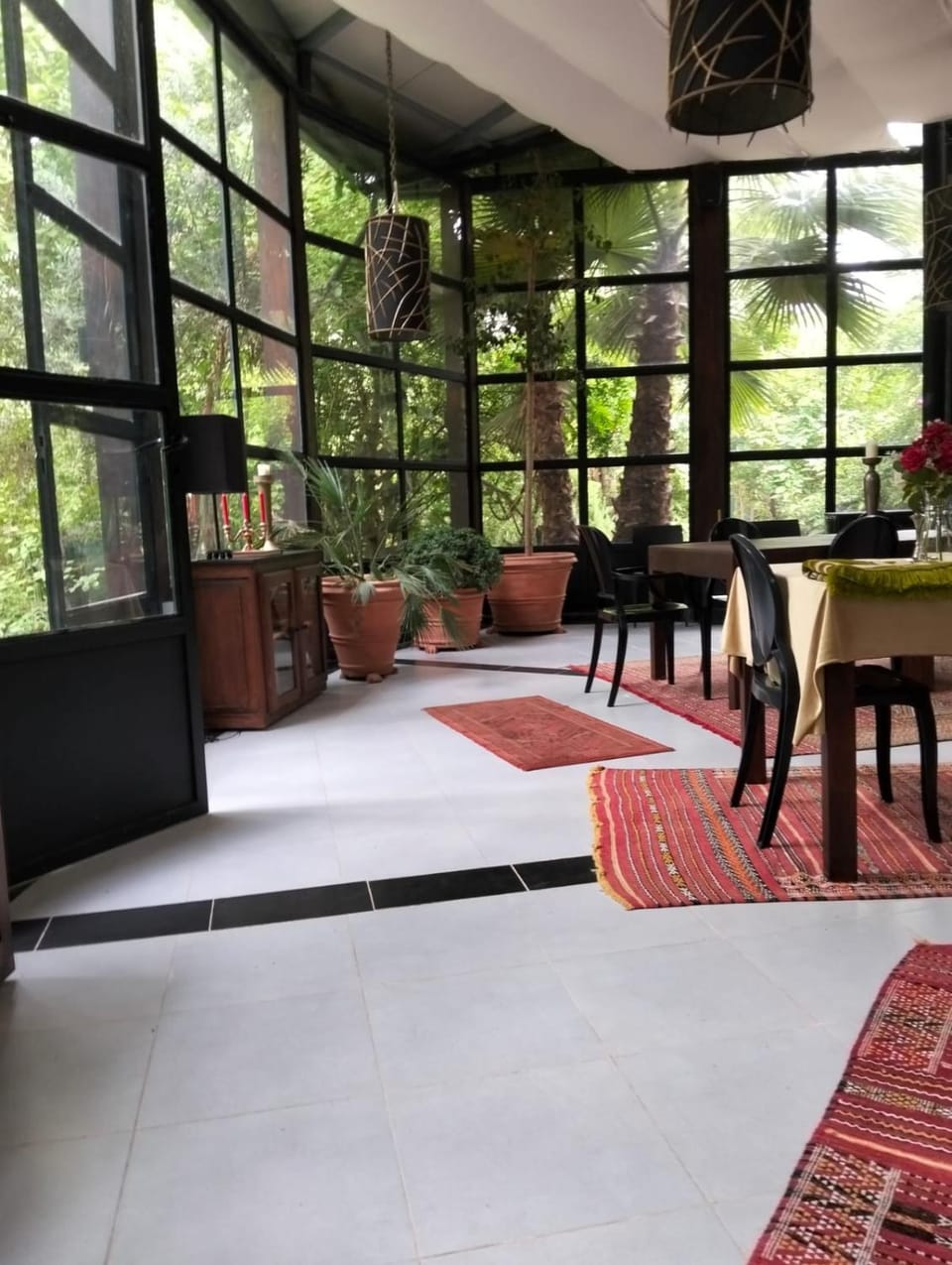 Restaurant/places to eat, Garden, Garden view
