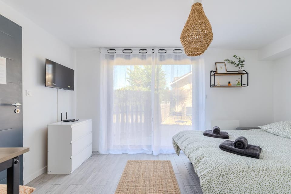 Le Jardin Roosevelt-Parking-Airport 15' Apartment in Mérignac