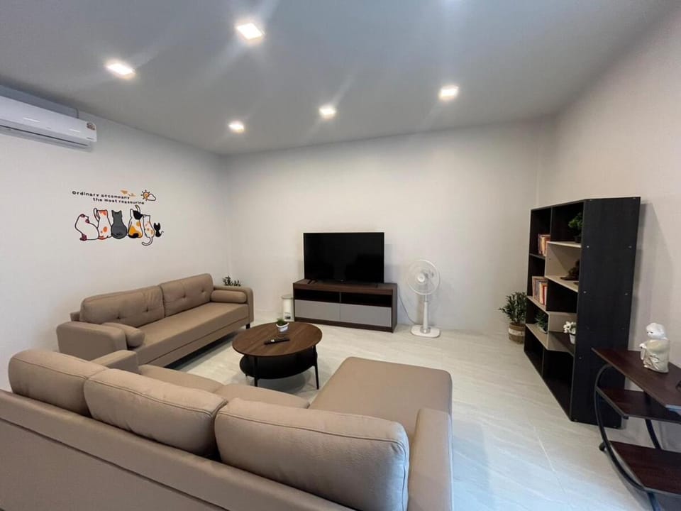 TV and multimedia, Living room