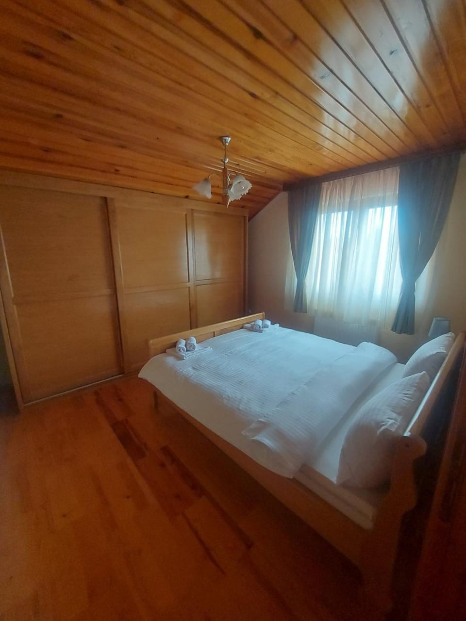 Lake Estate - Raša's Paradise House in Bosnia and Herzegovina