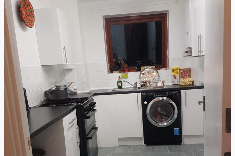 Apartment Sleeps 6 with nice area Apartment in London Borough of Southwark