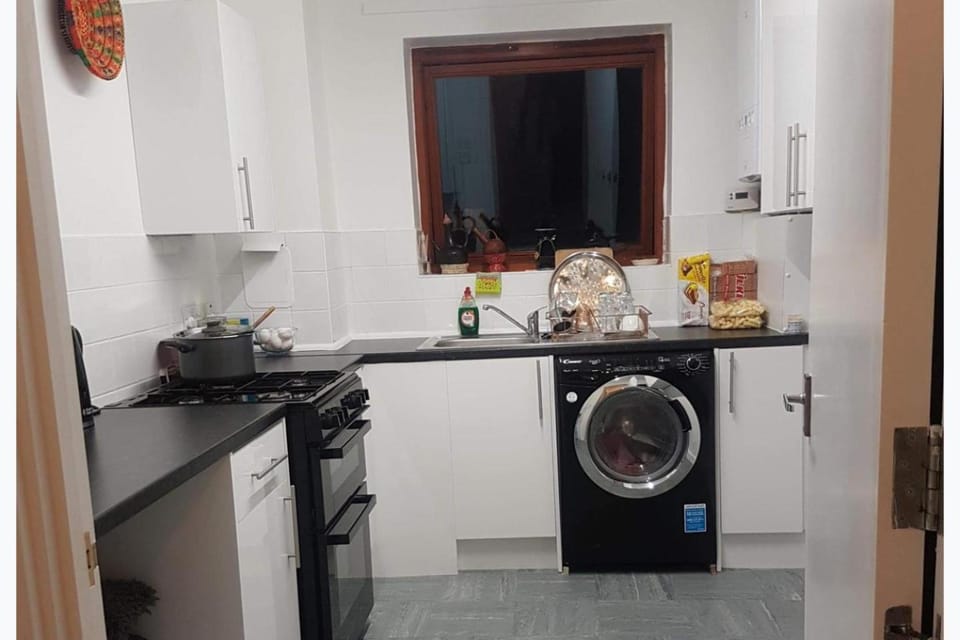 Apartment Sleeps 6 with nice area Apartment in London Borough of Southwark