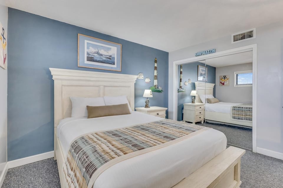 Bed, Bedroom, air conditioner