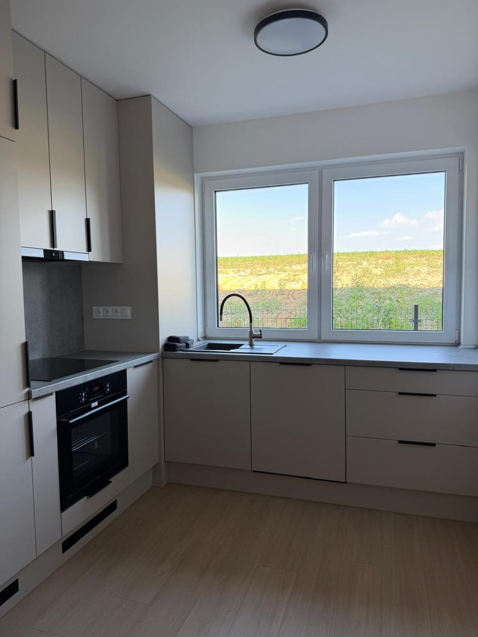 Cozy apartment with garden and free parking Apartment in Slovakia