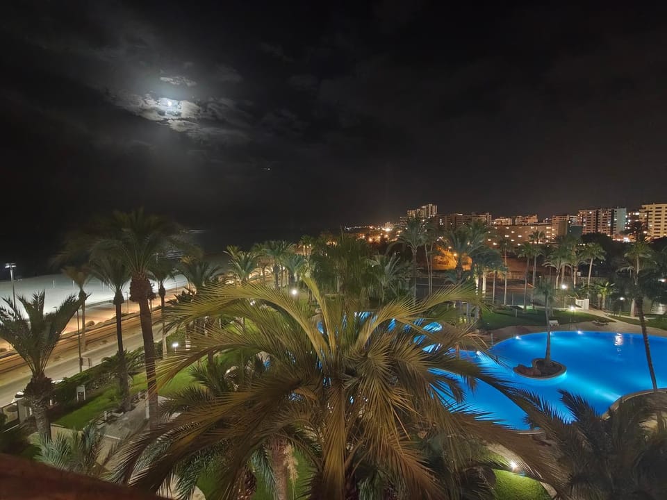 Tobago Beach 1ª Linea Muchavista Apartment in Alicante