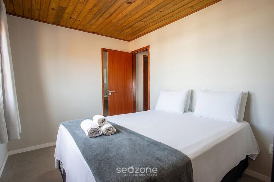 Bed, Bathroom, Bedroom
