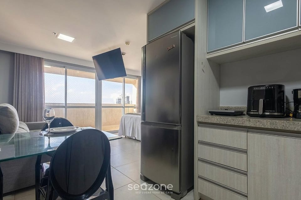 TV and multimedia, Balcony/Terrace, Kitchen or kitchenette, Living room, Dining area, Bedroom, City view