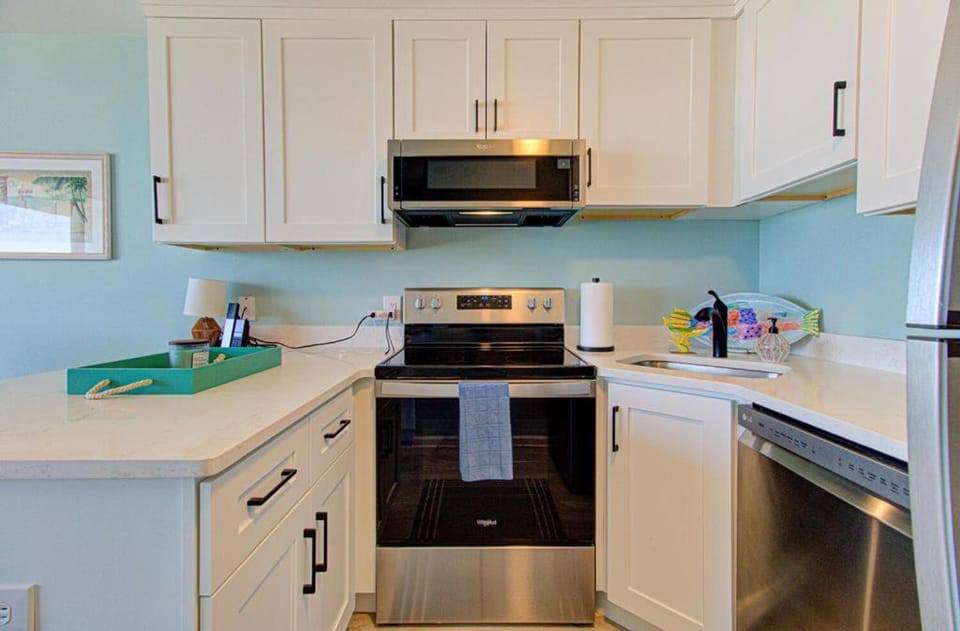 Kitchen or kitchenette, oven, stove, kitchen