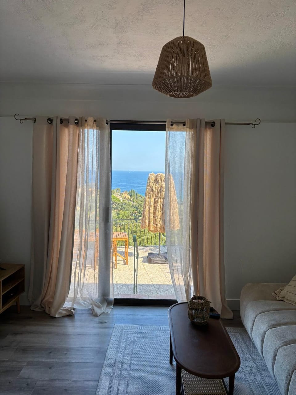 La Rimonsette Est - Sea view and terrace Apartment in Le Lavandou