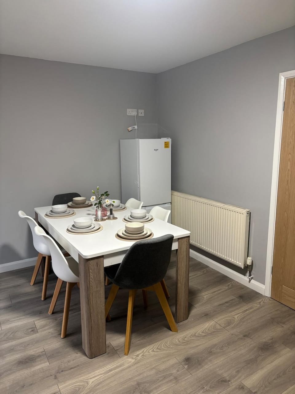 Trinity Place Sleeps 9 Contractors & Families Apartment in Bassetlaw District