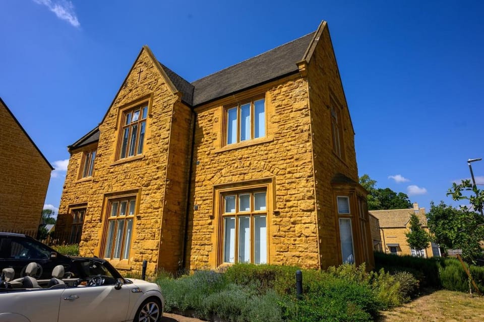 Luxury Cotswold Apartment in Moreton-in-Marsh Apartment in Moreton-in-Marsh
