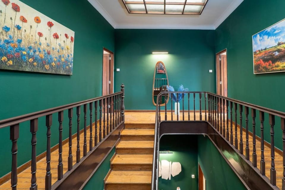 Spacious Vintage Porto House Villa in Porto