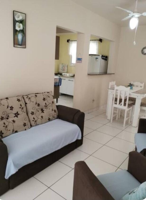 Apto 01 dorm, Av da Igreja, wi-fi, churrasqueira, 2 quadras praia Apartment in Tramandaí