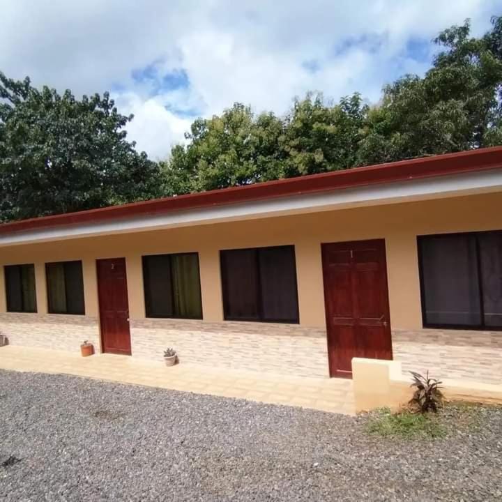 Villa Mima Bed and Breakfast in San José Province