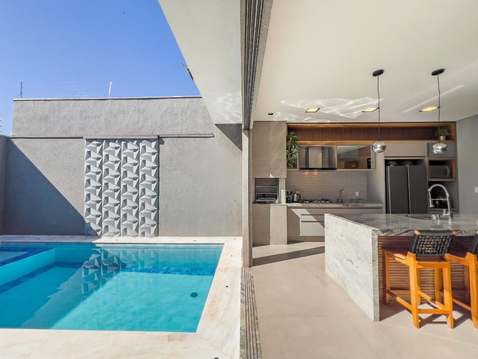 BBQ facilities, Swimming pool