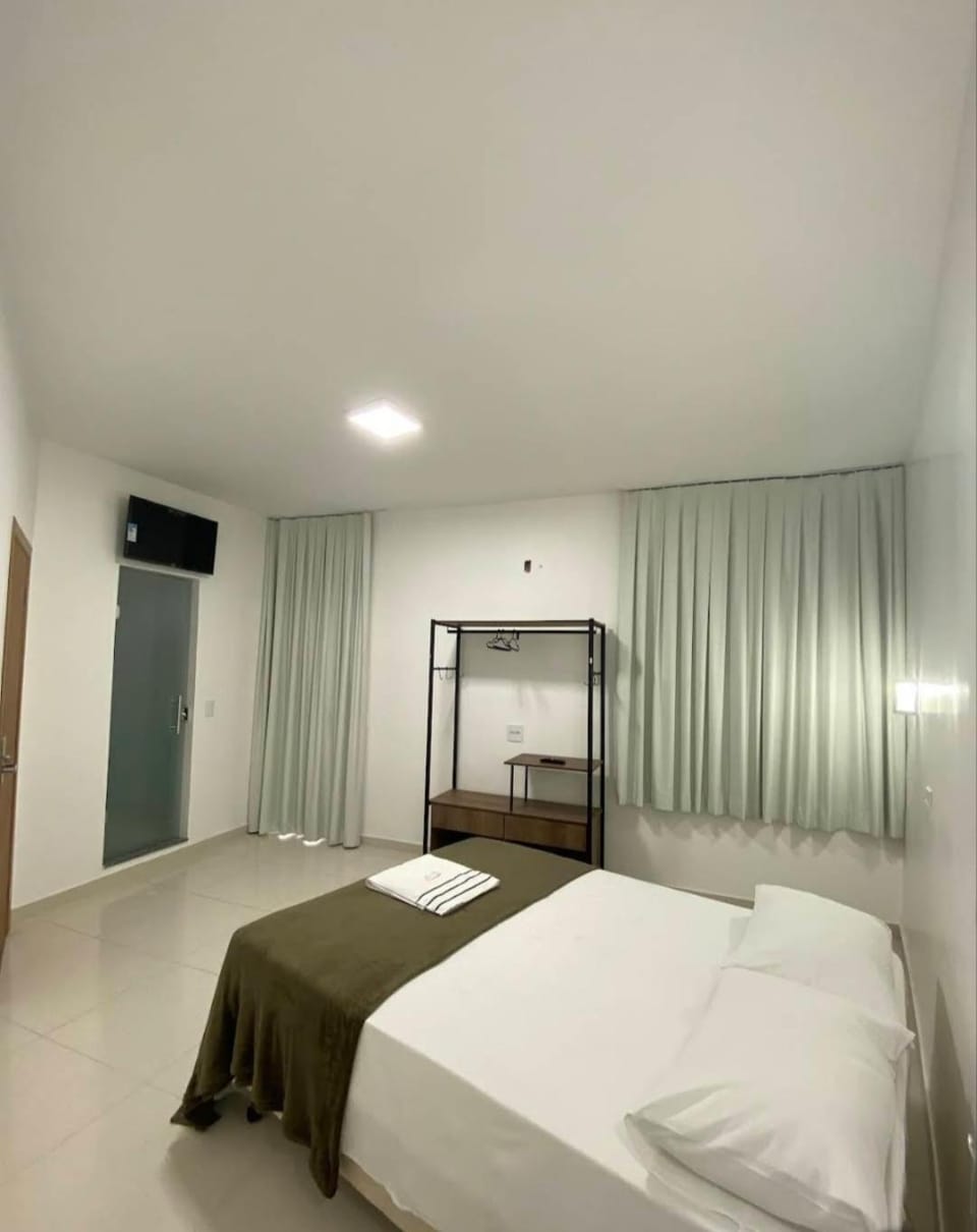 Hotel Gran Solar Com estacionamento para Caminhão com ponto de tomada para baú frigorífico Hotel in Contagem