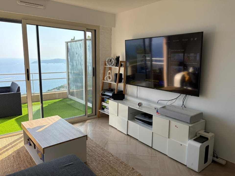 Appartment Monaco - Cap d'Ail 2 bedrooms with swimming pool Apartment in Cap-d'Ail