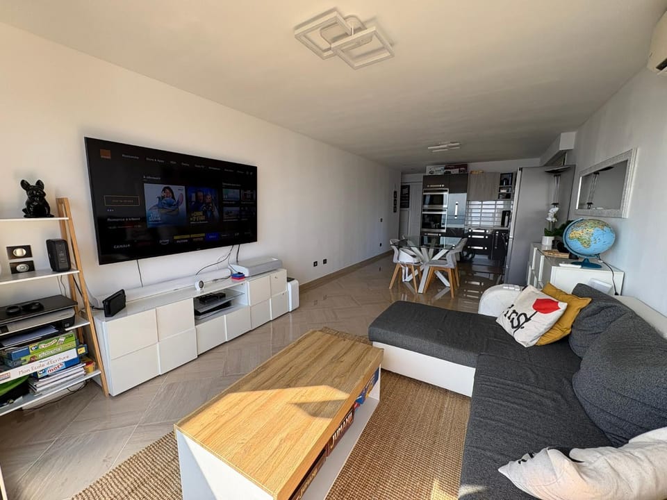 Appartment Monaco - Cap d'Ail 2 bedrooms with swimming pool Apartment in Cap-d'Ail