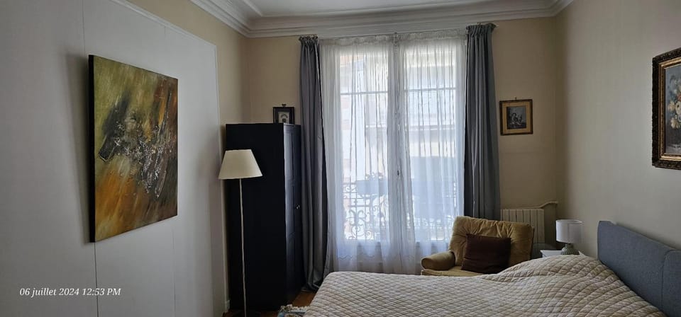 Appartement climatisé 70 m2 à Paris Trocadéro à louer en bail de mobilité Apartment in Paris