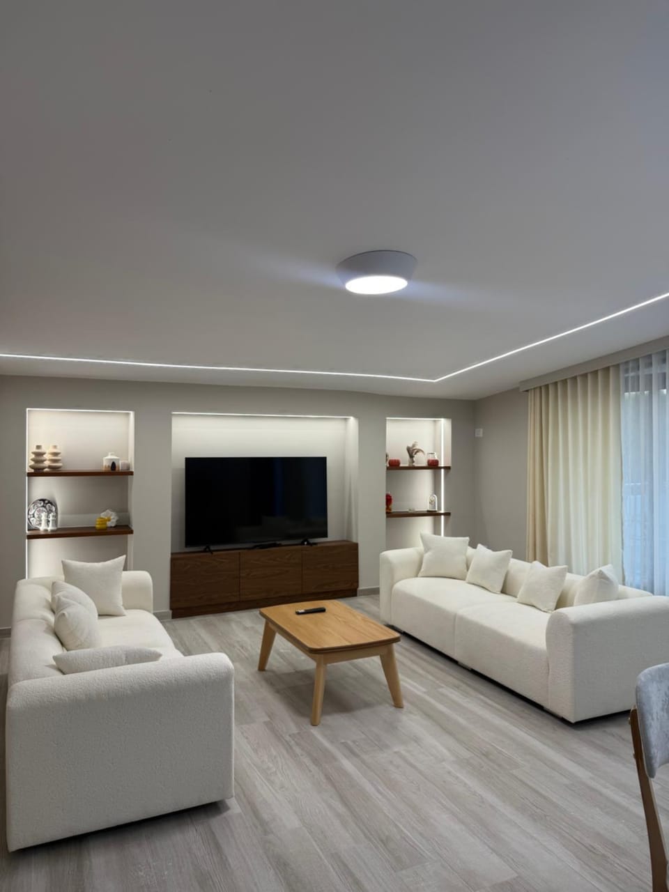 TV and multimedia, Living room, Seating area