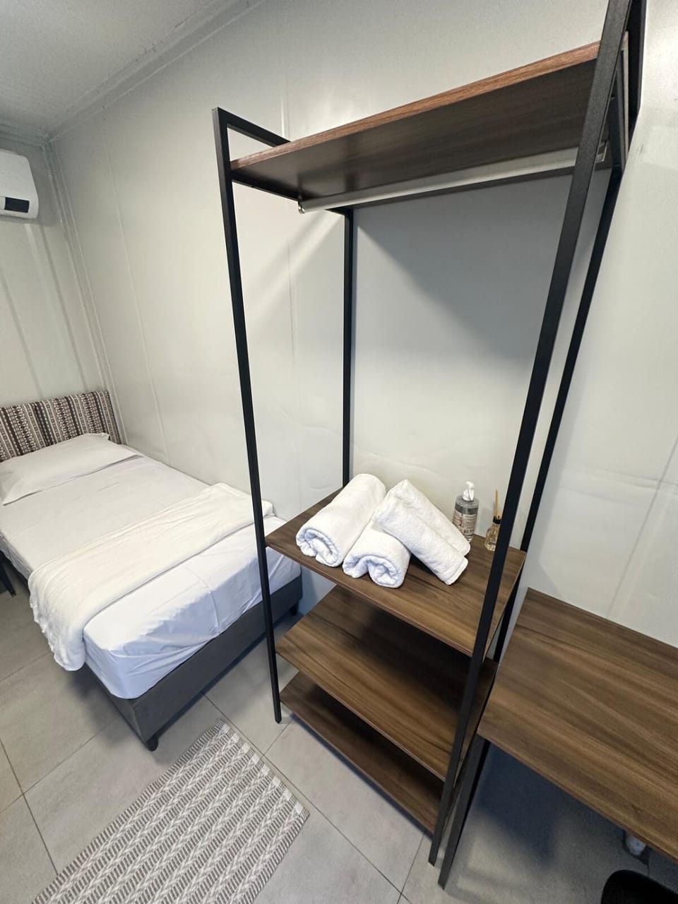 Quarto contêiner no centro da cidade Apartment in Brusque