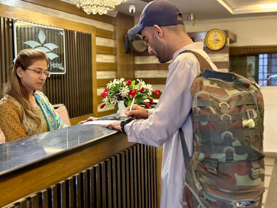 Staff, People, Lobby or reception, group of guests