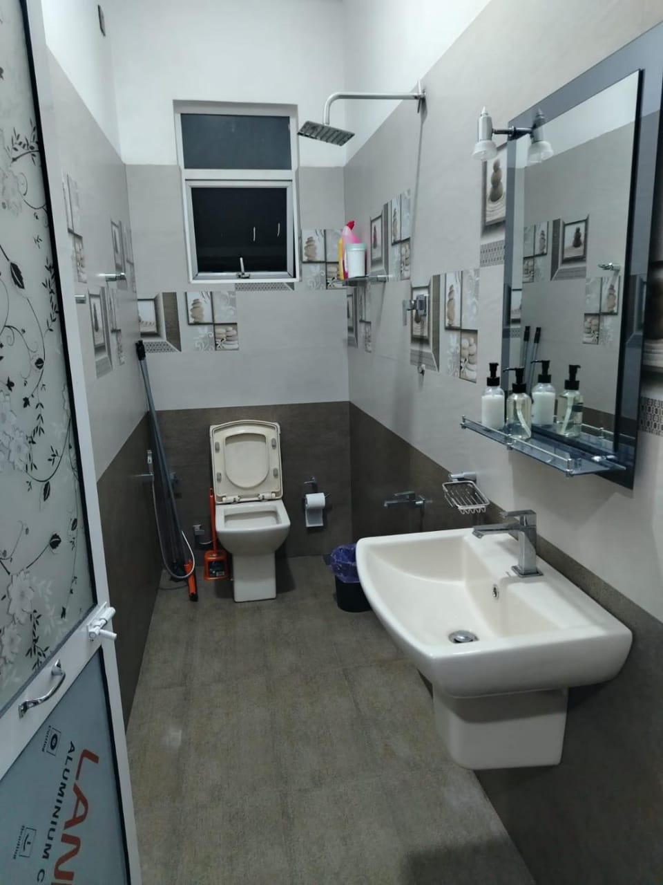 Toilet, Bathroom