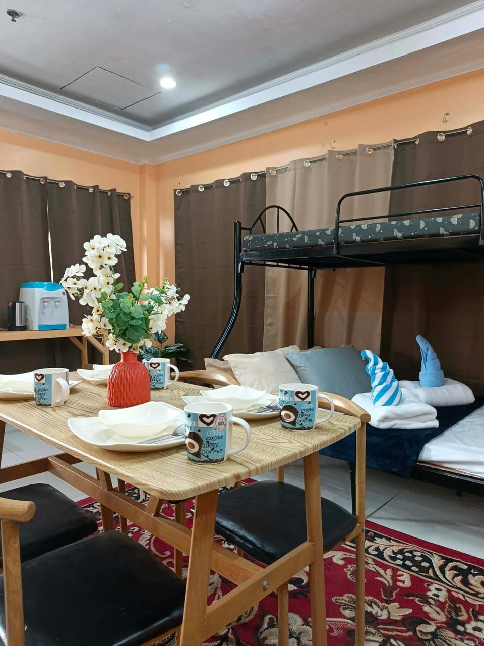 Group Accomodation in Town with Great Overlooking View Hotel in Baguio