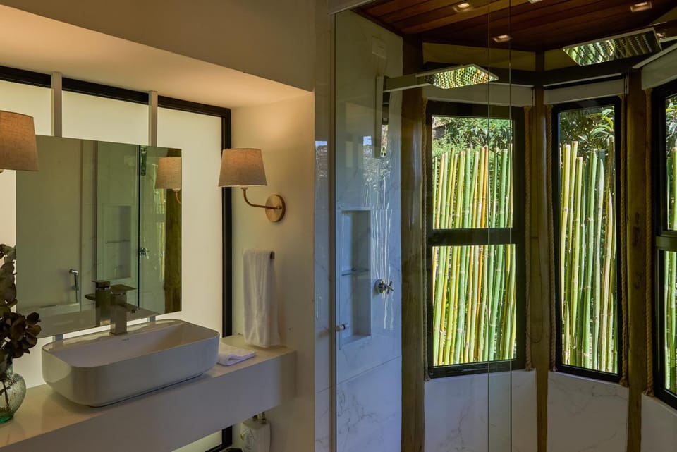 Shower, Bathroom, towels