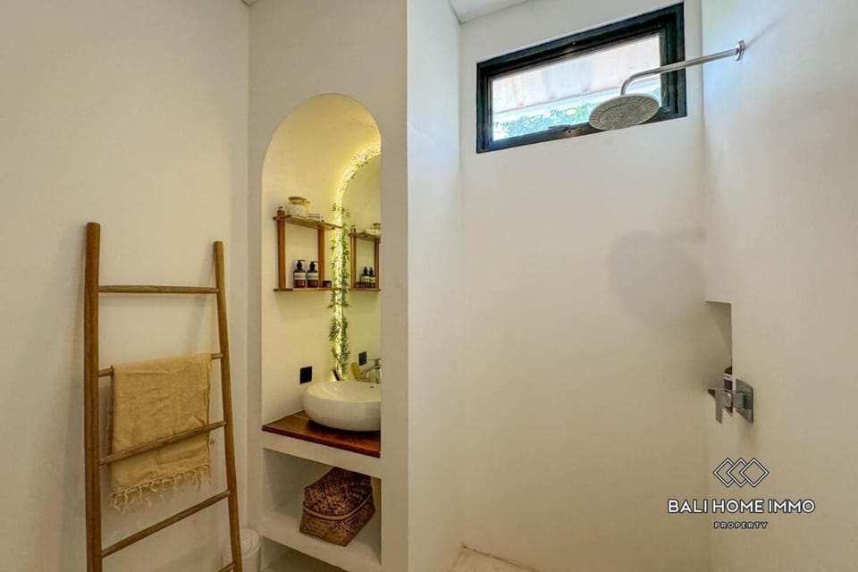 Shower, Bathroom, towels