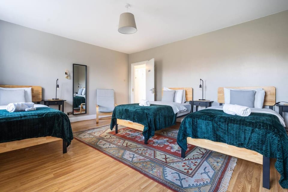 Trendy privateTriple room /Shoreditch/ EAST LDN! Vacation rental in London Borough of Hackney