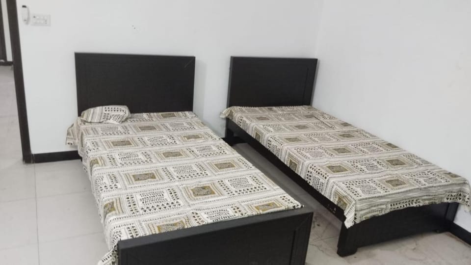 Comfort Girls Hostel Hostel in Lahore