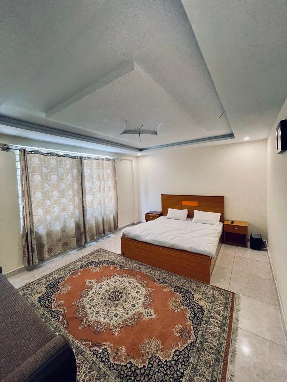 Lee Rivage Inn Hotel in Pakistan
