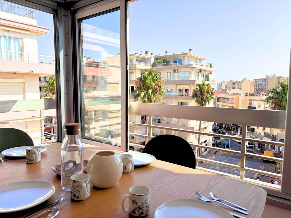 CR200-052 Studio - 2 couchages- PLAGE CENTRALE - CANET EN ROUSSILLON Apartment in Canet-en-Roussillon